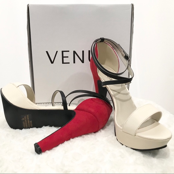 Platform Heels - New in Box - Picture 4 of 5